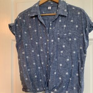 Tie front bottom down, size large, blue with white palm trees